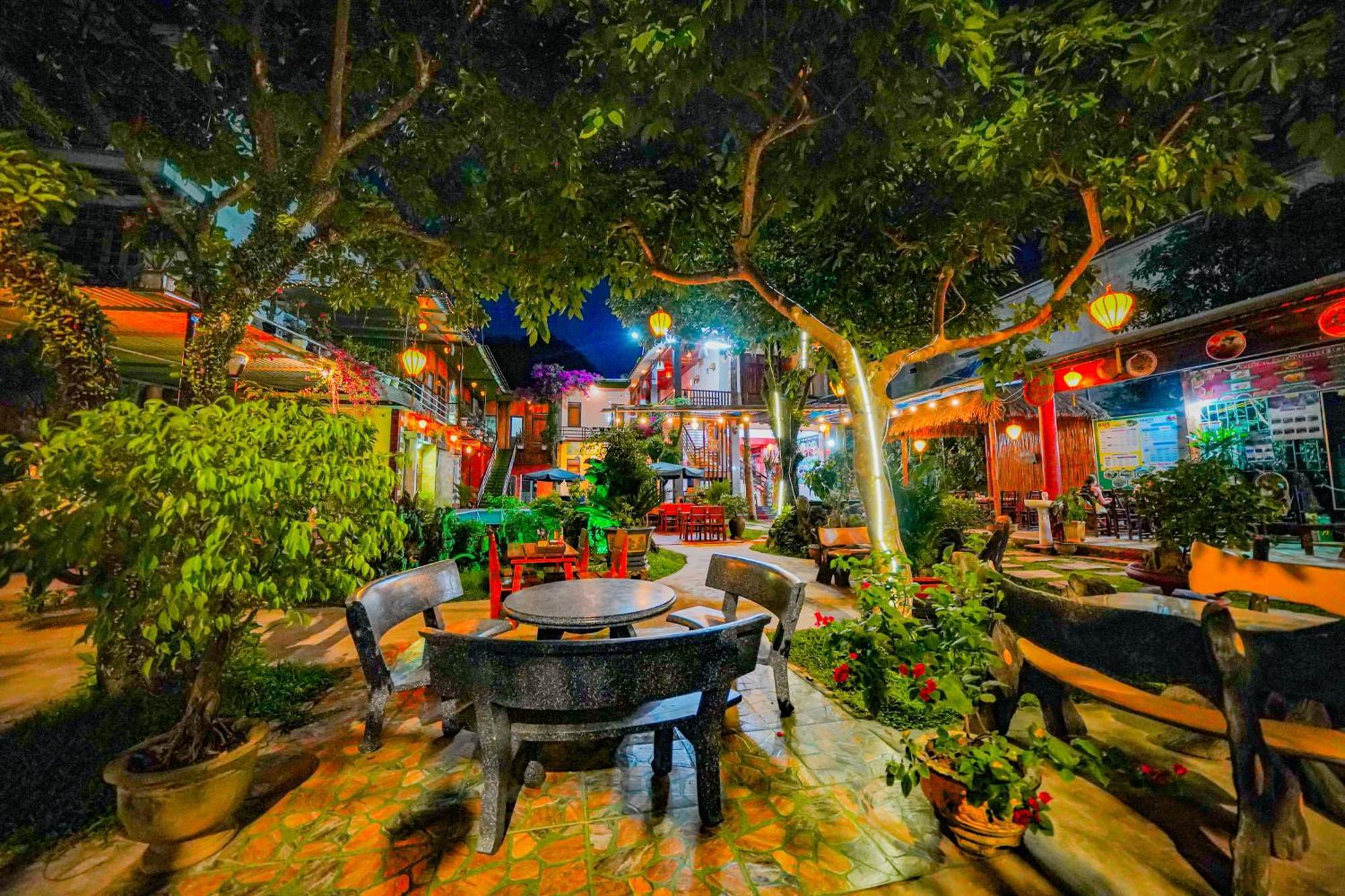 Apartamento Phong Nha Tuan Garden House Exterior foto