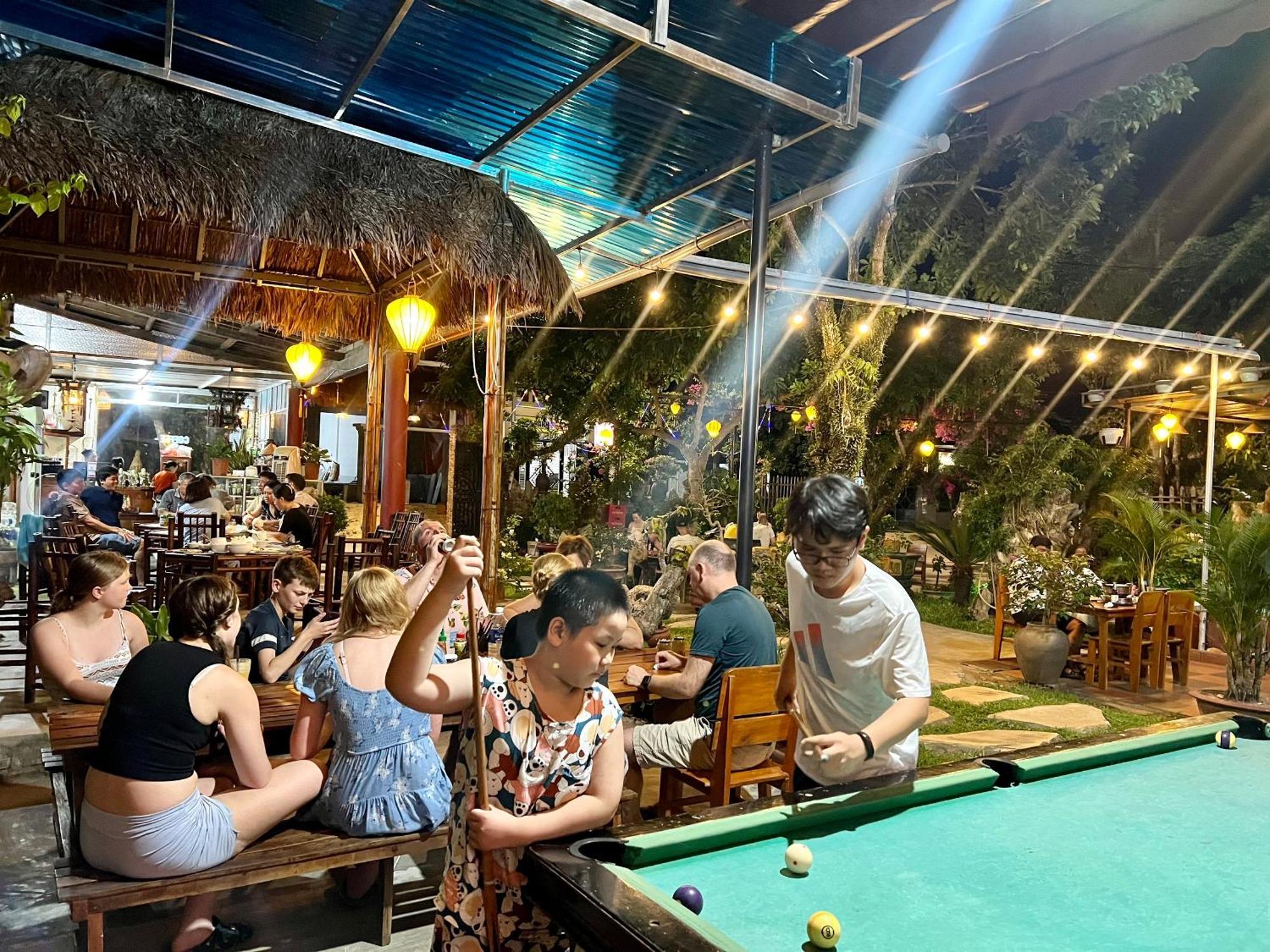 Apartamento Phong Nha Tuan Garden House Exterior foto